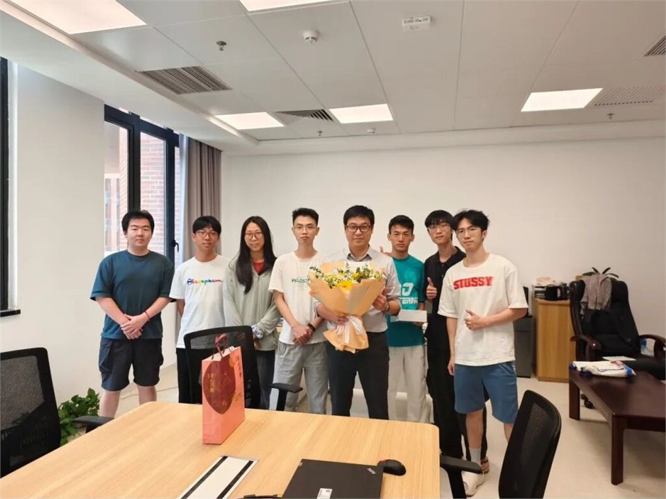 团队合照 3